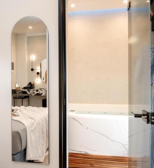 חדר דלוקס, Amphitrite