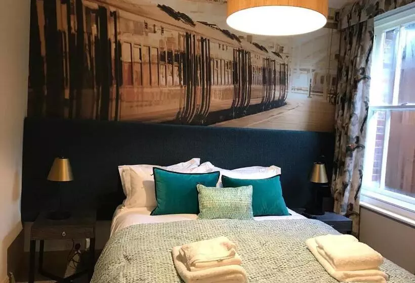 Basic-huone, Harper S Steakhouse With Rooms, Haslemere