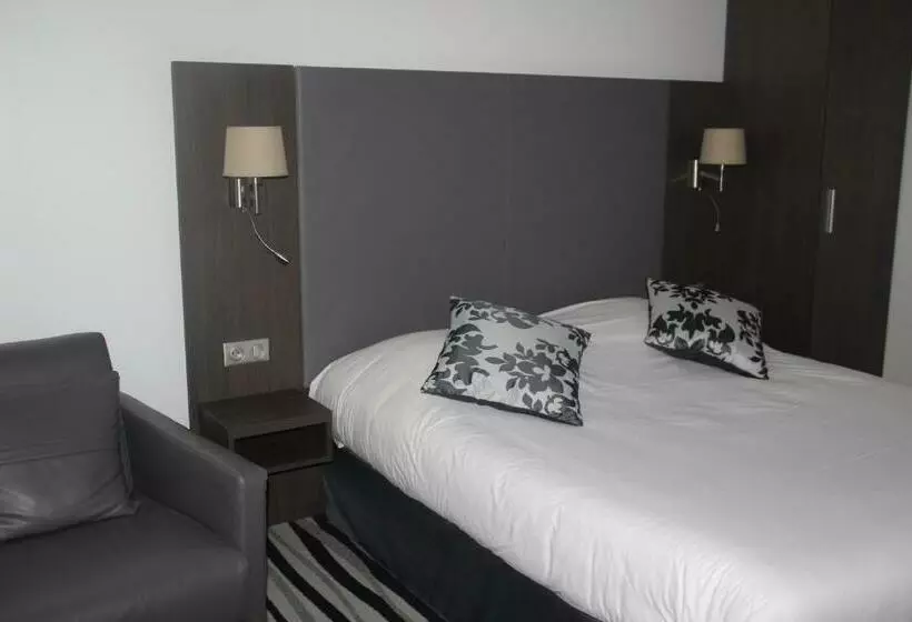 Superior-huone, Kyriad Saint Quentin En Yvelines Montigny