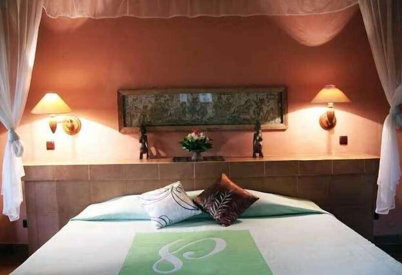 חדר דלוקס, Puri Taman Sari