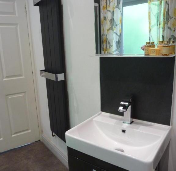 Comfort Room, Uplands Inn Cartmel