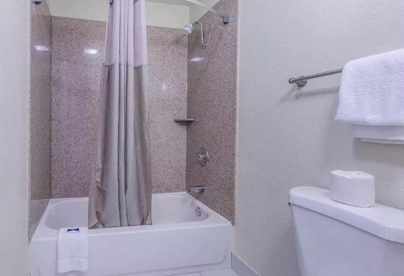 キングサイズベッドのデラックスルーム, Motel 6mount Vernon, Il