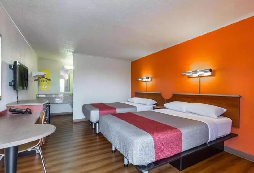 デラックスの４人部屋, Motel 6mount Vernon, Il