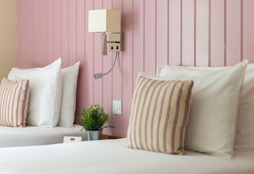 Superior Room, Muthu Clumber Park Hotel and Spa