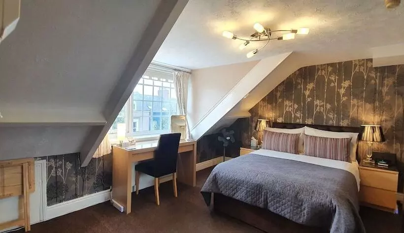 スーペリアールーム, Beechwood Guest House