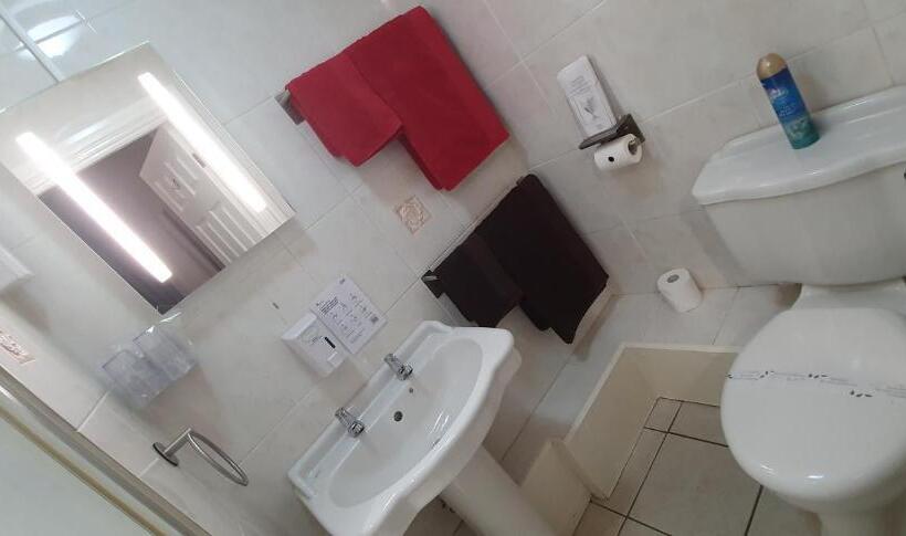 Номер Стандарт, Beechwood Guest House