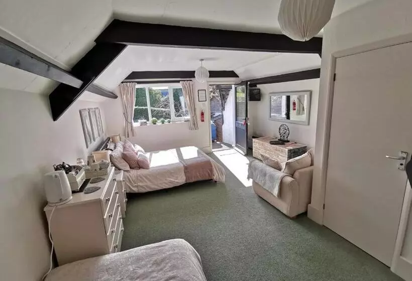 スタンダード4人部屋, Steps Farmhouse B&b
