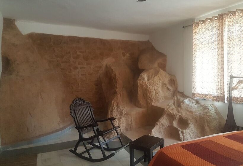 Family Connecting Room, Ratan Villas