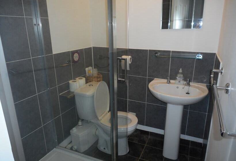 חדר סטנדרט, The George B&b