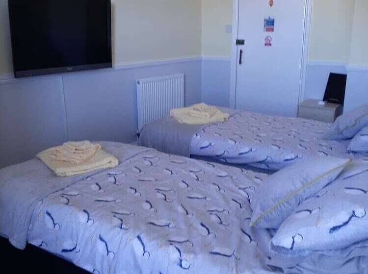 스탠다드 룸 공동 욕실, The George B&b