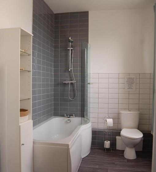 4인용 스탠다드 룸, The George B&b