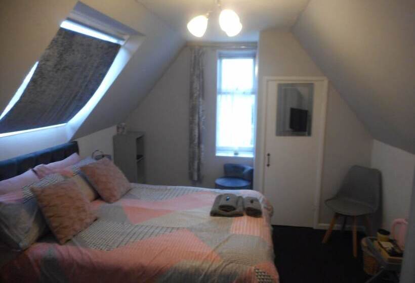 스탠다드 룸, The George B&b