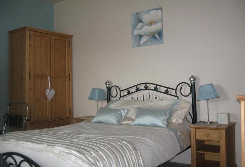 Семейный Номер, Witchingham B&b
