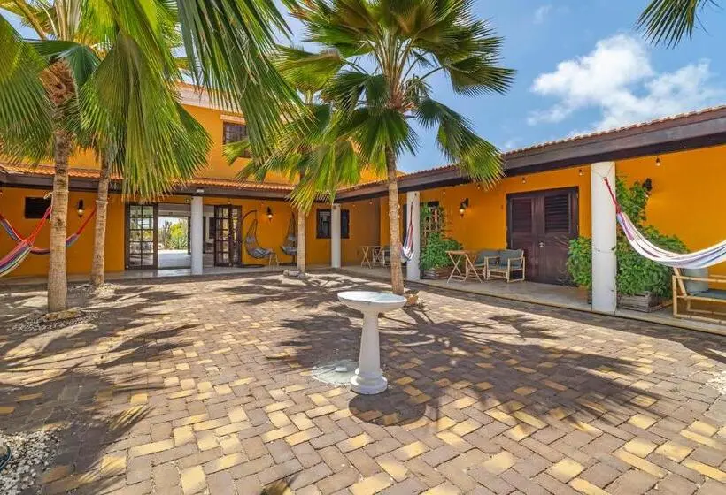 اتاق لوکس, Boutique Hotel and Restaurant Wanapa -  Adult Friendly 14 Years+