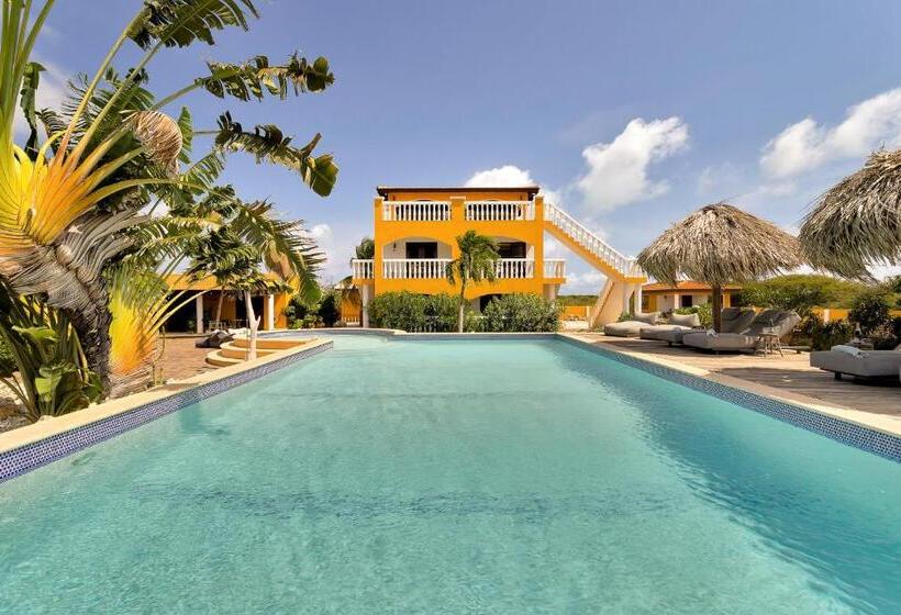 آپارتمان 1 خوابه با تراس, Boutique Hotel Wanapa Adult Friendly 14 Years And Older