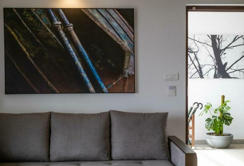 Standardrum King Size Säng, Dvara Luxury Resort Kodaikanal