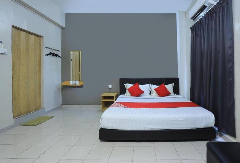 Camera Familiare, Dkeris Hotel Melaka