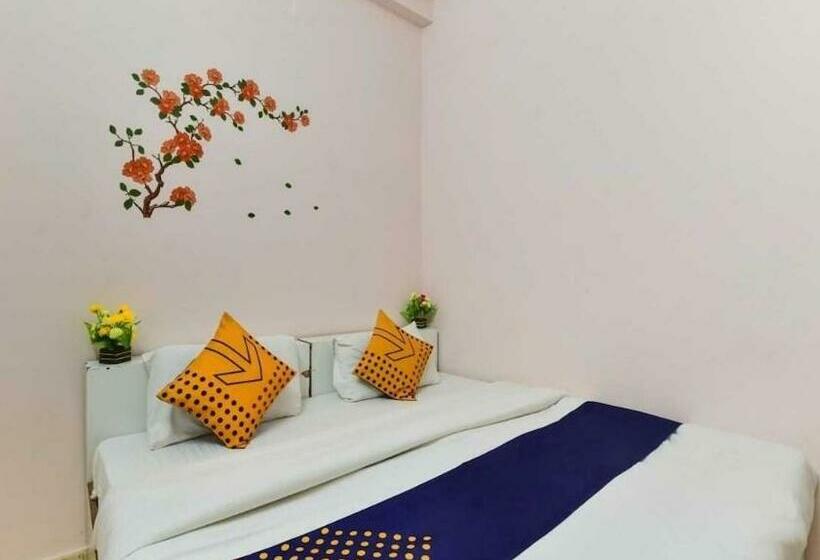 חדר קלאסי לשלושה, Flagship Stay Inn