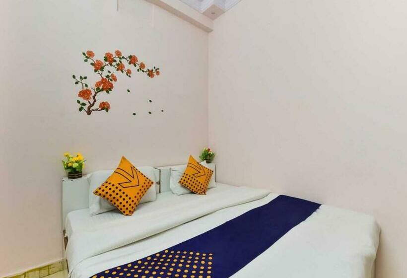 חדר קלאסי לשלושה, Flagship Stay Inn