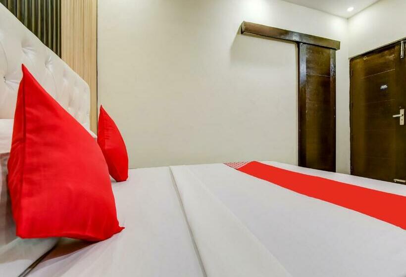三人经典房间, Oyo Flagship 80539  City Plaza