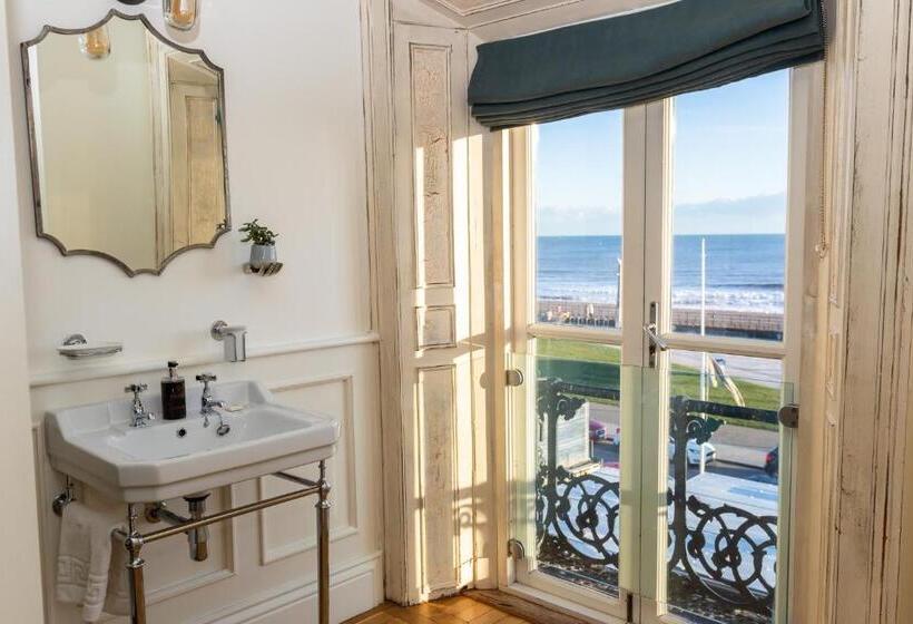 חדר דלוקס נוף לים, The Palm