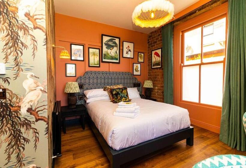 חדר דלוקס עם מרפסת נוף לים, The Palm