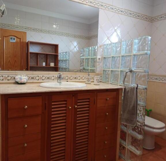 Standaard Éénpersoonskamer met Gedeelde Badkamer, Gibraltar Views Guest House