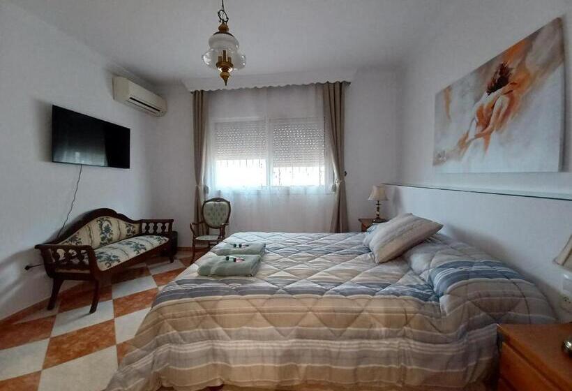 سوییت, Gibraltar Views Guest House