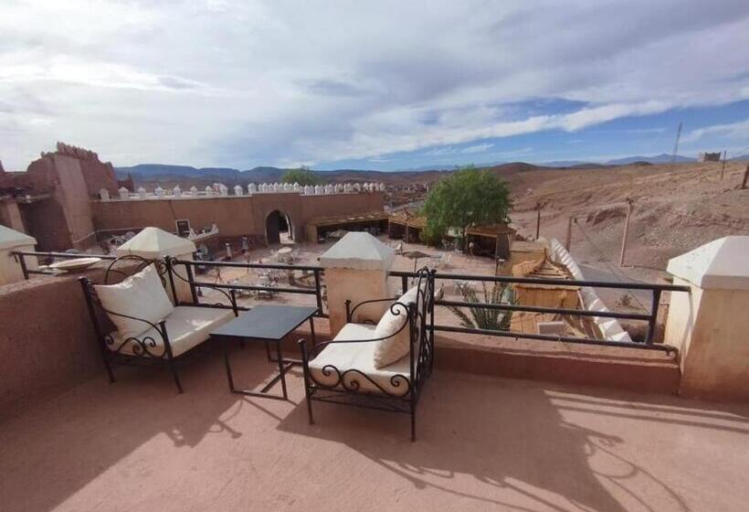 اتاق استاندارد با تراس, Kasbah Tifoultoute