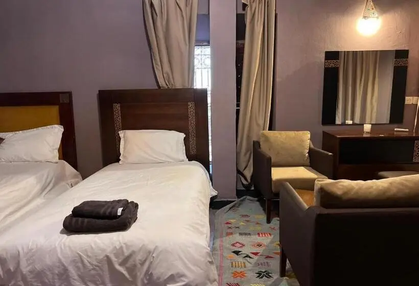 デラックスルーム, Kasbah Tifoultoute