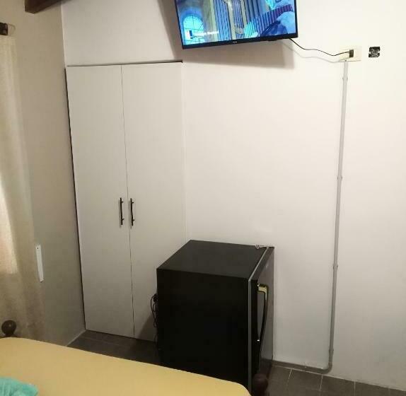 اتاق استاندارد, Quirus Dormis