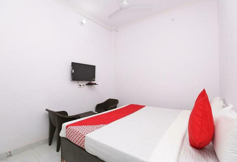 三人经典房间, Oyo Flagship 80563 Golden Guset House