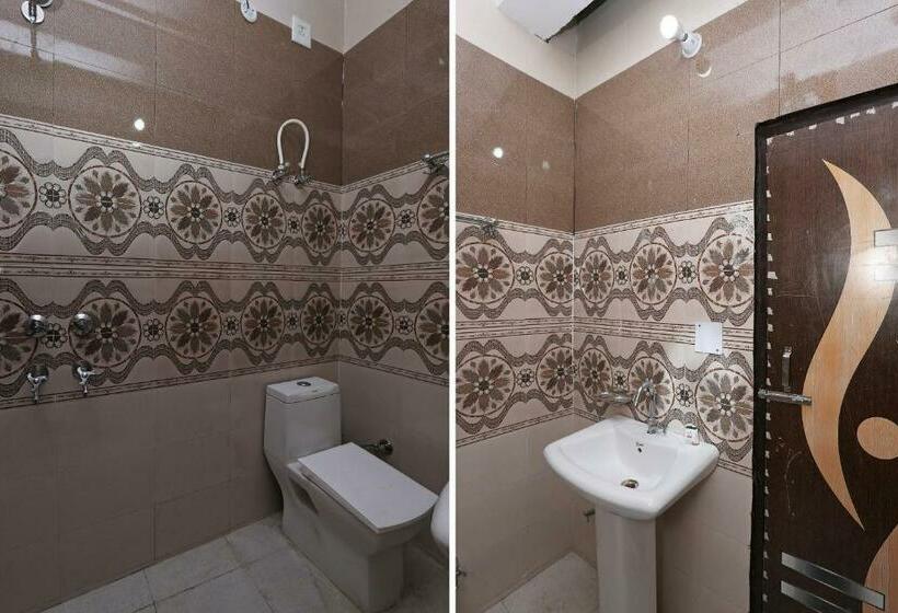 三人经典房间, Oyo Flagship 80563 Golden Guset House