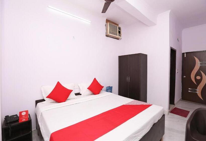 三人经典房间, Oyo Flagship 80563 Golden Guset House