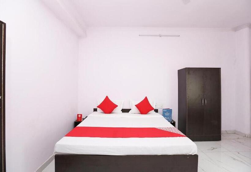 三人经典房间, Oyo Flagship 80563 Golden Guset House