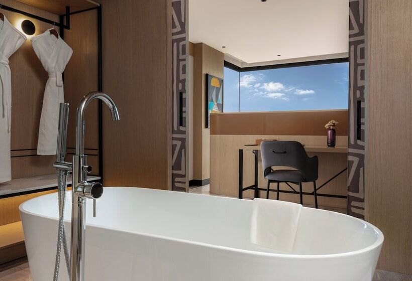 Люкс, Parallel Hotel Udaipur, A Member Of Radisson Individuals