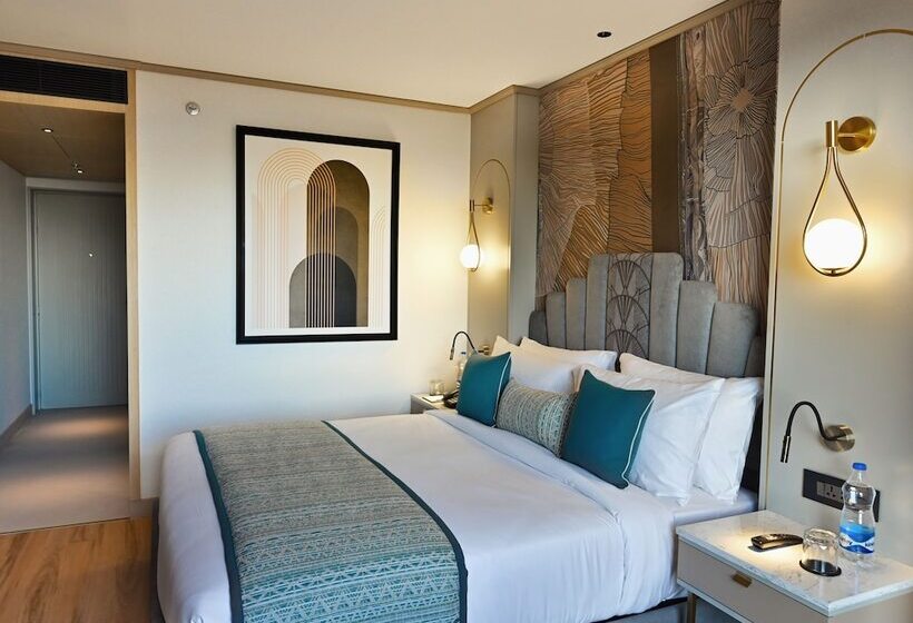 Люкс, Parallel Hotel Udaipur, A Member Of Radisson Individuals