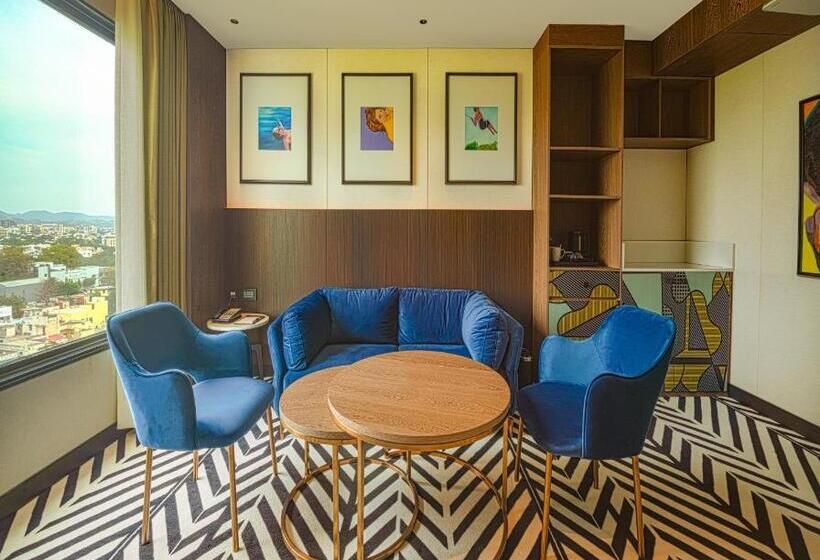 Полулюкс, Parallel Hotel Udaipur, A Member Of Radisson Individuals