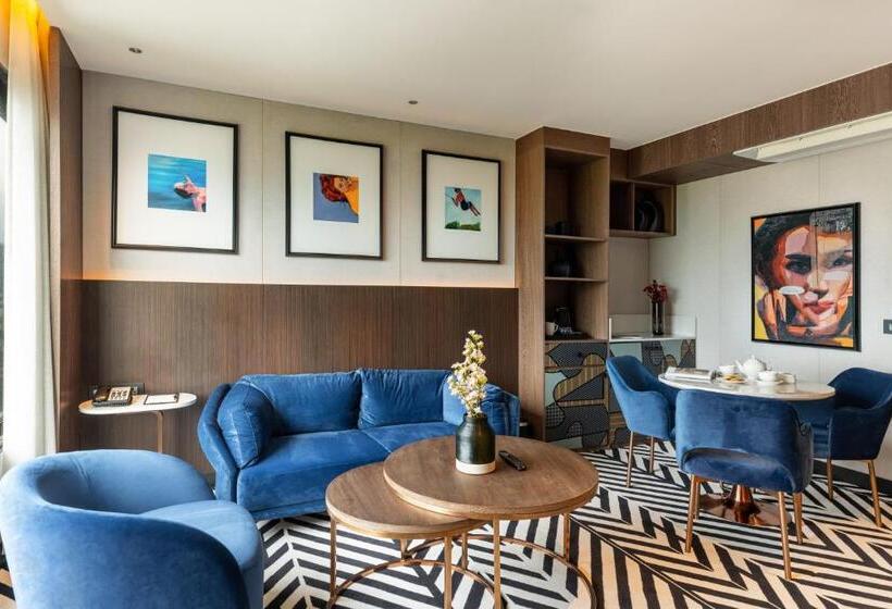 Полулюкс, Parallel Hotel Udaipur, A Member Of Radisson Individuals