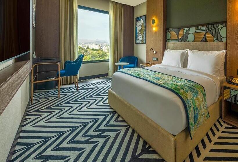 Номер Deluxe Вид на Горы, Parallel Hotel Udaipur, A Member Of Radisson Individuals