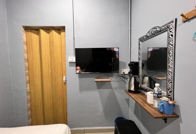 غرفة قياسية فردية, Yasmin