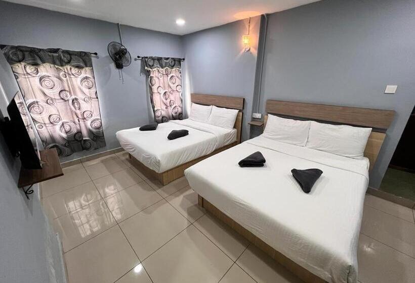 غرفة قياسية رباعية, Yasmin