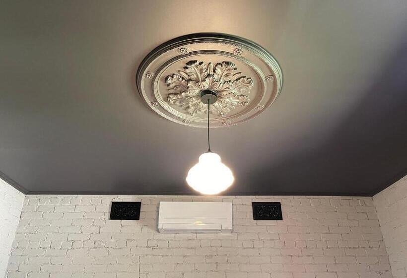 Номер Стандарт, Riders’ Rest Nundle