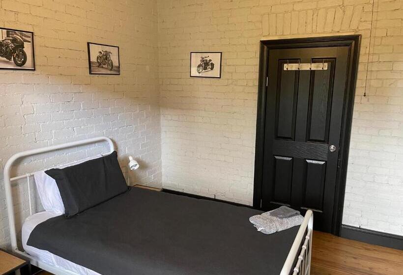 Номер Basic, Riders’ Rest Nundle