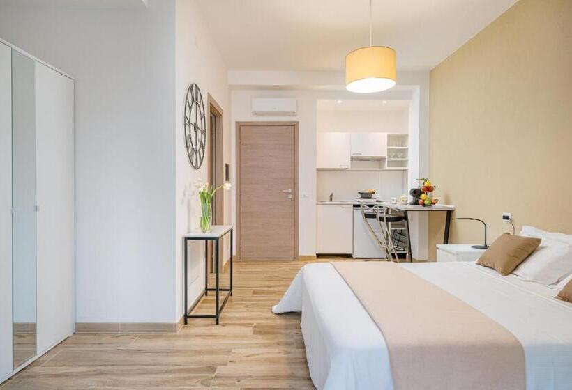 Estúdio Estandar com Sacada, Residenze Asproni Serviced Apartments