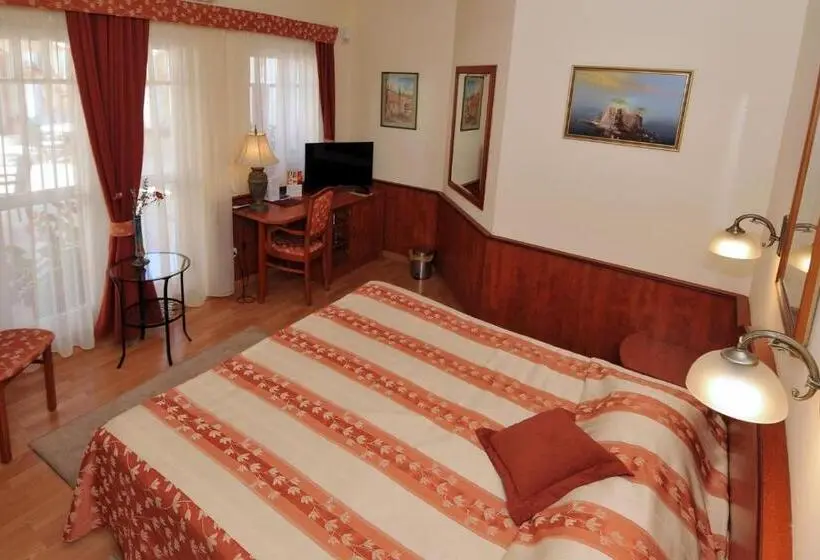 Standard-huone, Pátria Panzió