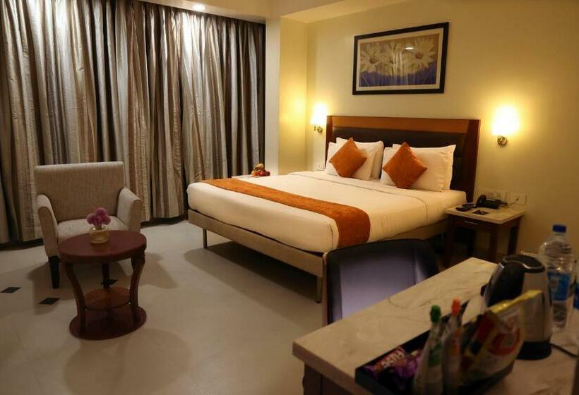 Номер Deluxe, Anukulas Residency   Vellore