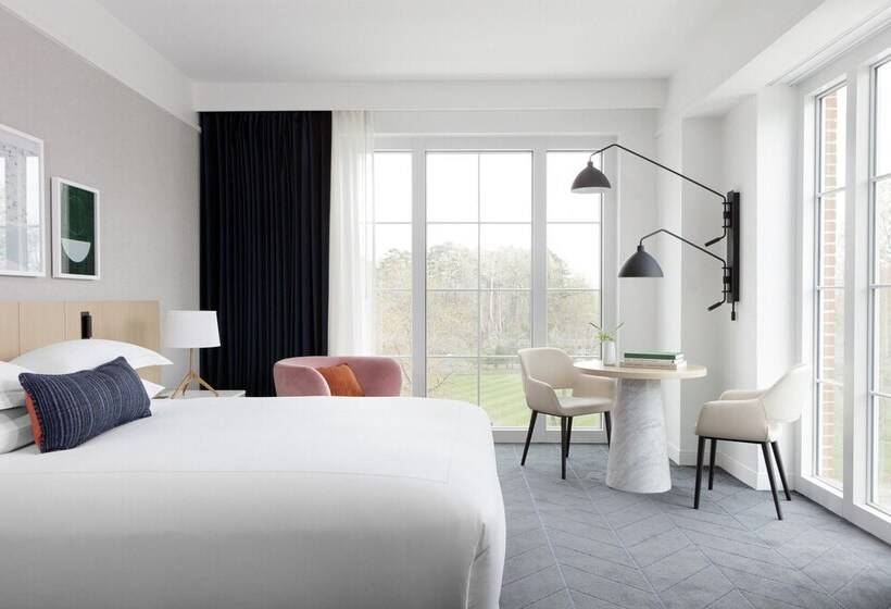 장애인을 위한 스위트, Kimpton   The Forum Hotel, An Ihg