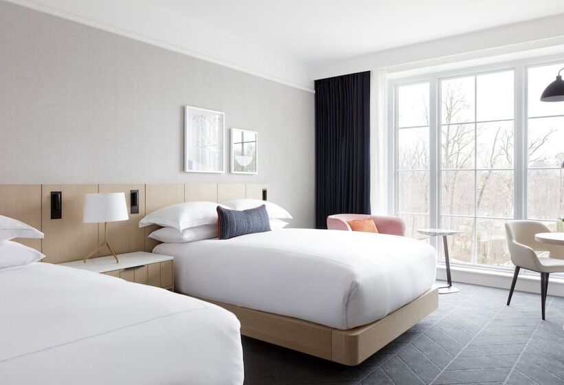 발코니가 있는 프리미엄 룸, Kimpton   The Forum Hotel, An Ihg