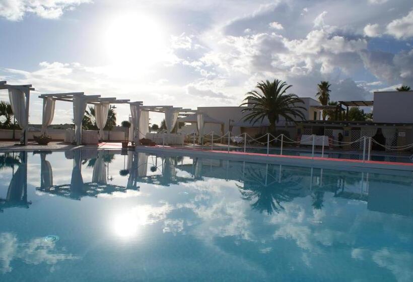 غرفة ديلوكس ثلاثية, Leuca Twentys